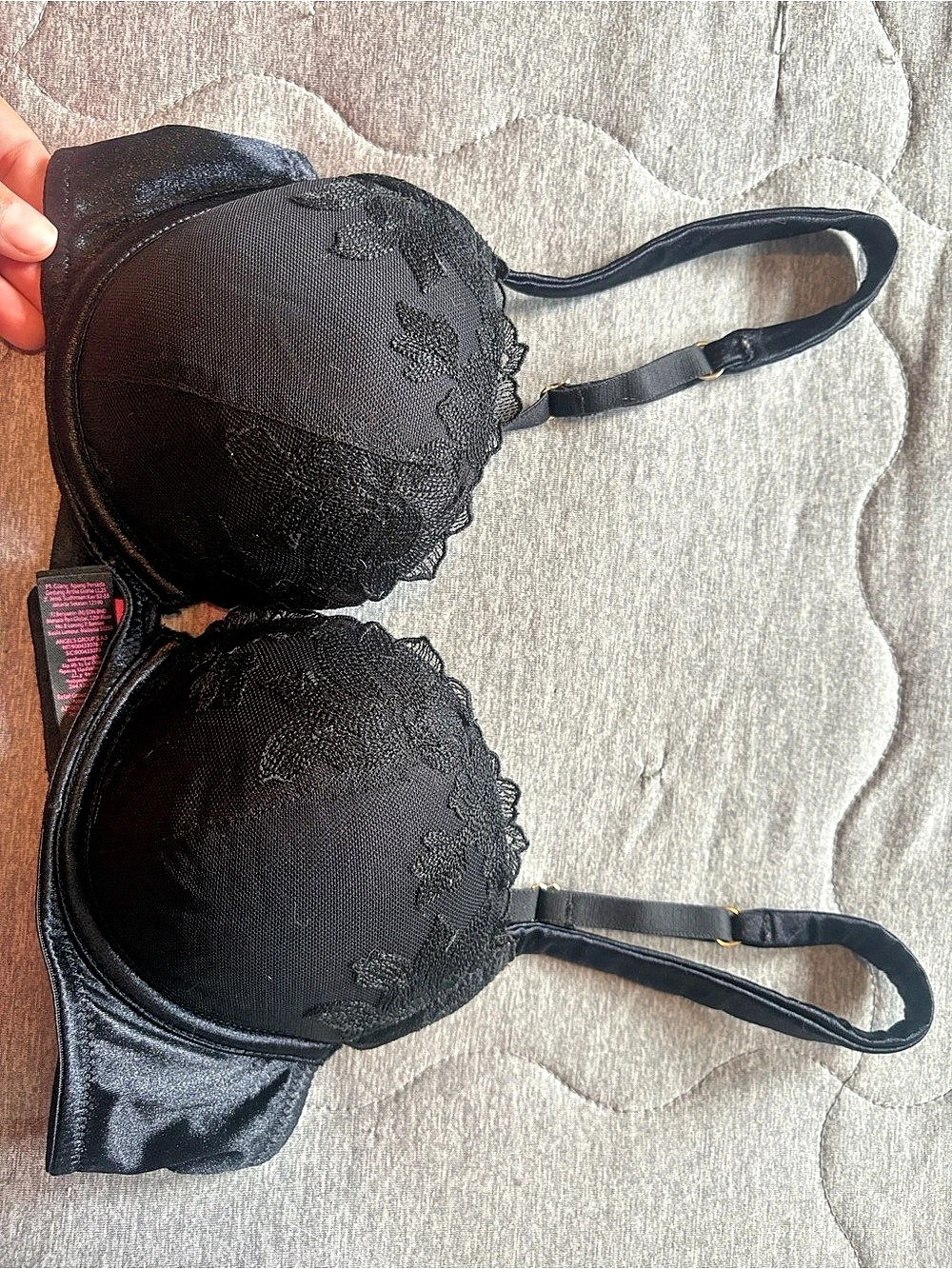 La senza  Beyond Sexy Classic Plunge Push-Up Black Plunge Push-Up Bra